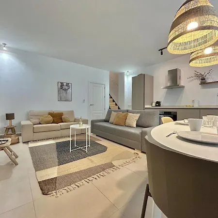 Constancia By Pineapple Homes Διαμέρισμα