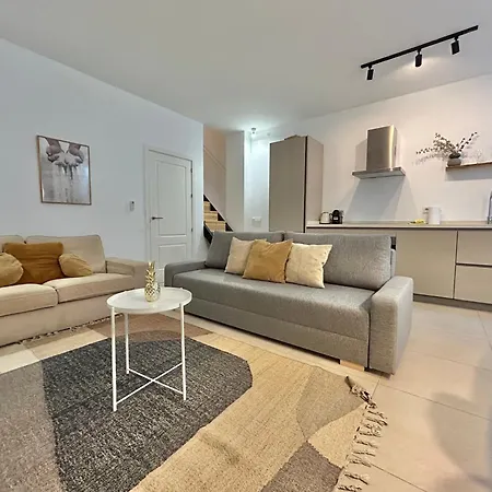 Constancia By Pineapple Homes