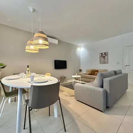 Constancia By Pineapple Homes Διαμέρισμα