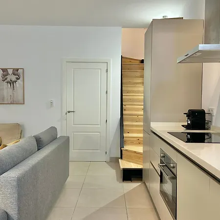 Constancia By Pineapple Homes Διαμέρισμα *