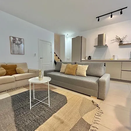 Constancia By Pineapple Homes *